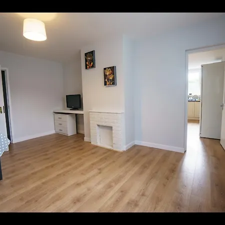 Nyaraló Four Bedroom Warm And Cosy Athea