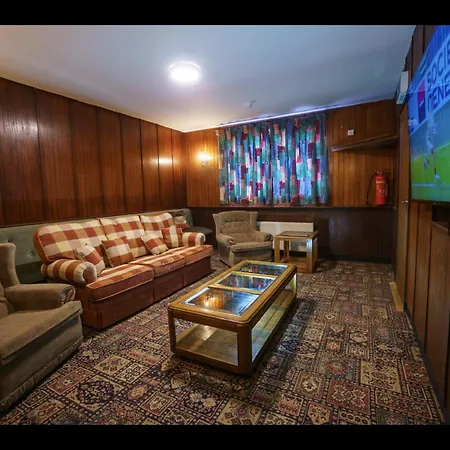 Four Bedroom Warm And Cosy Vakantiehuis