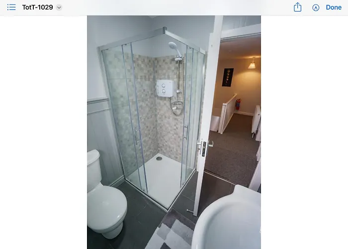 Сasa de vacaciones Four Bedroom Warm And Cosy *